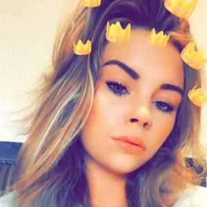 Meet your Posher, Hayley